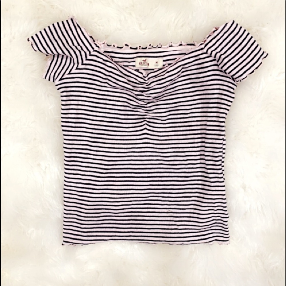 HOLLISTER CUTE PINK OFF THE SHOULDER TOP💗